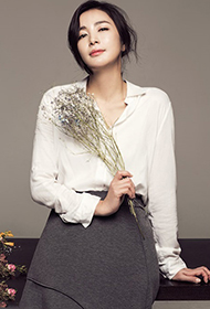 韩国气质美女尹海英时尚杂志拍摄