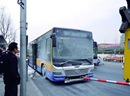 北京发生公交车自燃事件 未造成乘客伤亡