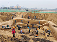北京大兴129座墓葬＂隐身＂城区 千年古墓群重见天日