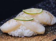 日本传统美食带子寿司图片