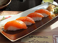 海鲜寿司图片色味俱佳
