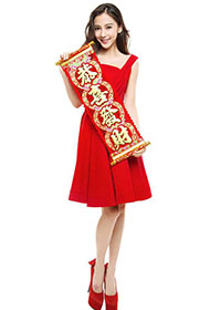 Angelababy美丽大红裙尽显喜庆气息写真