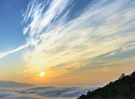 山峰云海图片美丽风景壁纸