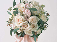 婚礼白玫瑰花束图片素材