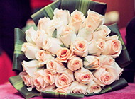 粉色玫瑰花束浪漫婚礼素