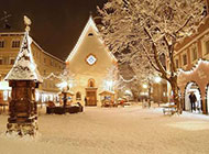 浪漫唯美欧洲冬季雪夜街头美景