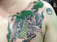 麒麟胸部彩绘纹身的霸气图案