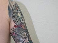 2pm朴宰范个性手臂刺青纹身图案