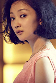 中国女演员张瑶尽显优雅女人姿态