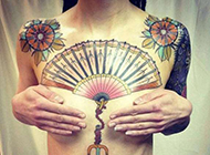 女性胸部彩绘艺术纹身图案大全