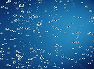 灵动性的浅蓝色水滴高清图片