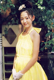 日本歌手铃木爱理甜美日系风写真