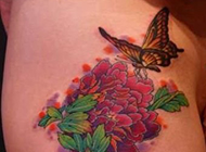 精致艺术彩色蝴蝶纹身图片