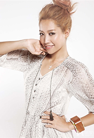 台湾女歌手A-Lin时尚个性写真