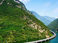 中国湖北最美水上公路图片