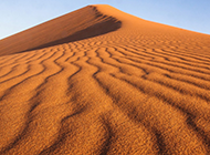 无垠壮观的沙漠风光壁纸
