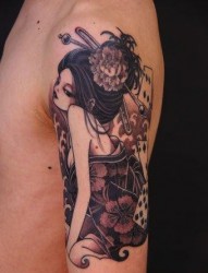 一张手臂日本美女艺妓纹身图案
