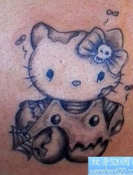 一张前卫可爱的卡通猫咪纹身图片