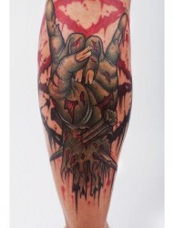腿部流行很酷的僵尸手纹身图片