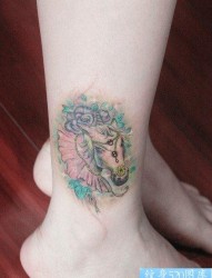 女人腿部唯美经典的独角兽纹身图片