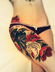 一款漂亮的腿部玫瑰花纹身图片