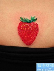 草莓纹身图片：彩色草莓纹身图案