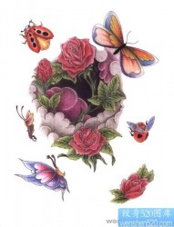 玫瑰纹身图片：玫瑰蝴蝶瓢虫纹身图片图案