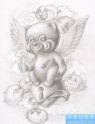 可爱的小熊翅膀素描纹身图片图案