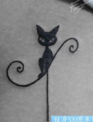 女人喜欢的可爱的图腾猫咪纹身图片