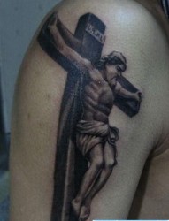 手臂一张十字架耶稣纹身图片