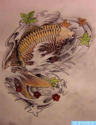 一张实用性的鲤鱼枫叶纹身图片图案