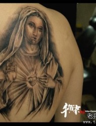 后背经典的一张圣母纹身图片