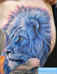 超酷的彩色狮头纹身图片