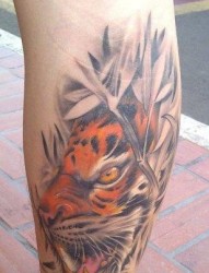 为大家一幅霸气的老虎纹身图片