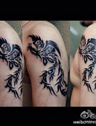 手臂时尚经典的一幅图腾凤凰纹身图片