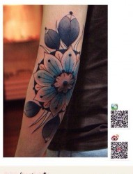 手臂胳膊肘唯美时尚图腾花卉纹身图片