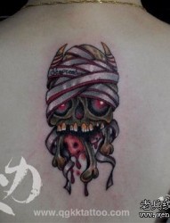 美女背部僵尸骷髅纹身图片