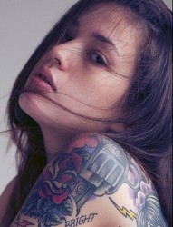 俄罗斯独特美女刺青摄影