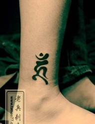 腿部梵文纹身图片，梵文纹身的寓意（图文）