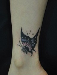 美女腿部唯美潮流的蝴蝶纹身图片