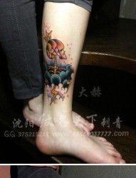 女人腿部经典潮流的school骷髅纹身图片