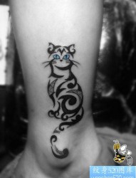 腿部时尚潮流的图腾猫咪纹身图片