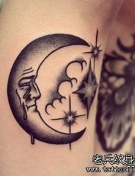 纹身520图库推荐一幅月亮纹身图片