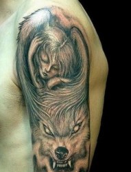 纹身图片：天使狼纹身图片（经典）
