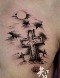 男生胸部超帅的十字架与蝙蝠纹身图片