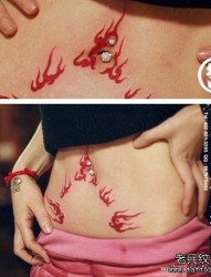 美女腹部潮流好看的火焰纹身图片