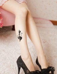 女性腿部狐狸刺青
