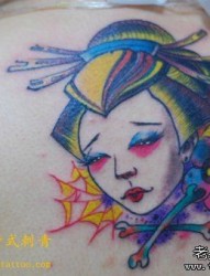 背部彩色日本妓艺纹身图片