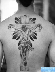 背部救世主耶稣纹身图案