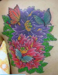 蝴蝶牡丹纹身图案图案